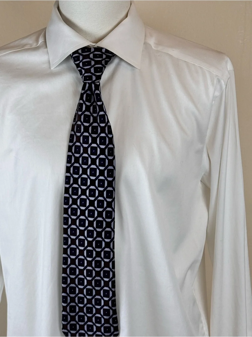 Stafford Executive Men’s Necktie 7 Fold Brown Tie with Navy Geometric Pattern